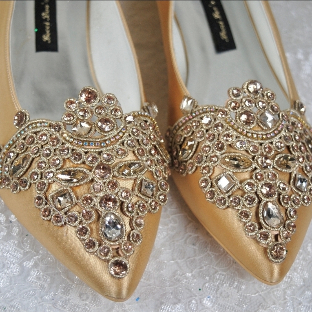 Simply Beautiful Gold Satin Sparkly Flts